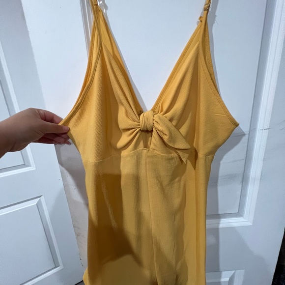 Yellow romper - Picture 2 of 2